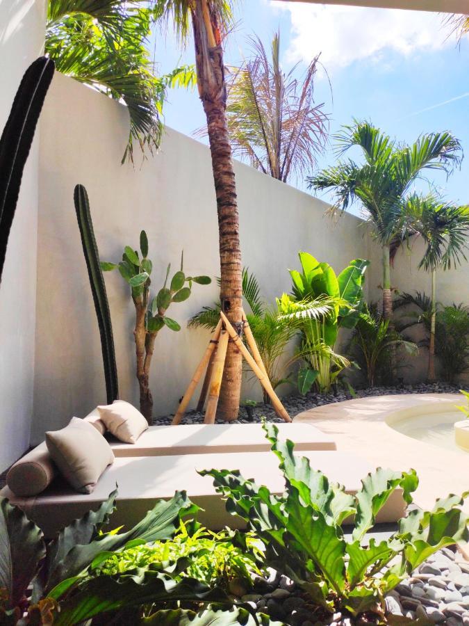 Villa Feh Bali By House Of Winds - Neo Tropical Eden Near Canggu Kerobokan Extérieur photo